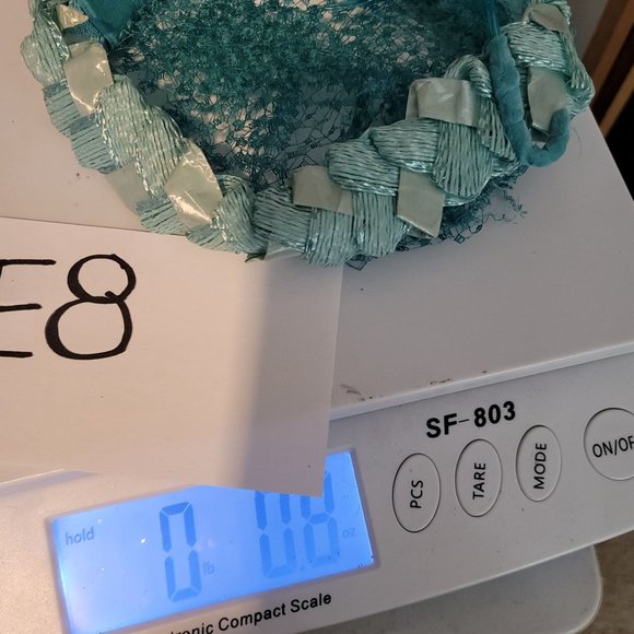 VINTAGE Baby Blue Veiled Church Hat - Picture 7 of 7